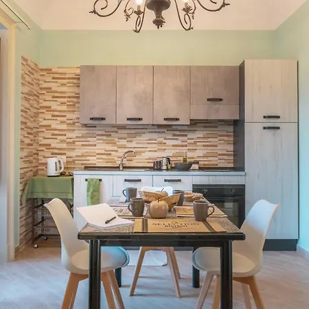 Sicily In Centro Pescheria Apartamento